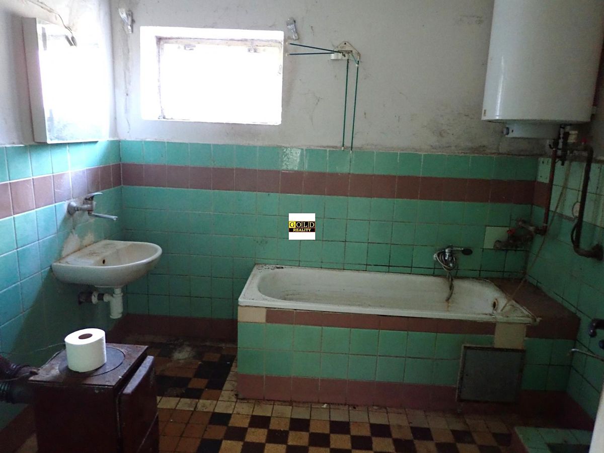 Prodej rodinného domu 150 m², pozemek 387 m² – fotografie 2