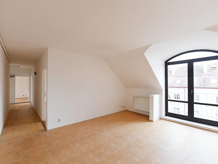 Квартира 4+1 на продаж, 172 м² (3 з 23)