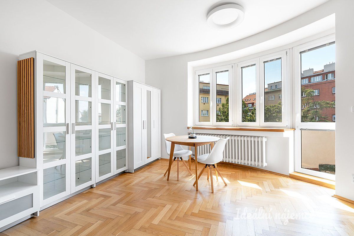 Pronájem bytu 1+kk 39 m²