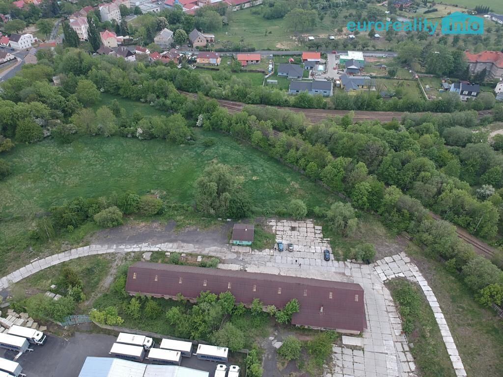 Prodej výrobní haly, prostoru 1000 m² – fotografie 3