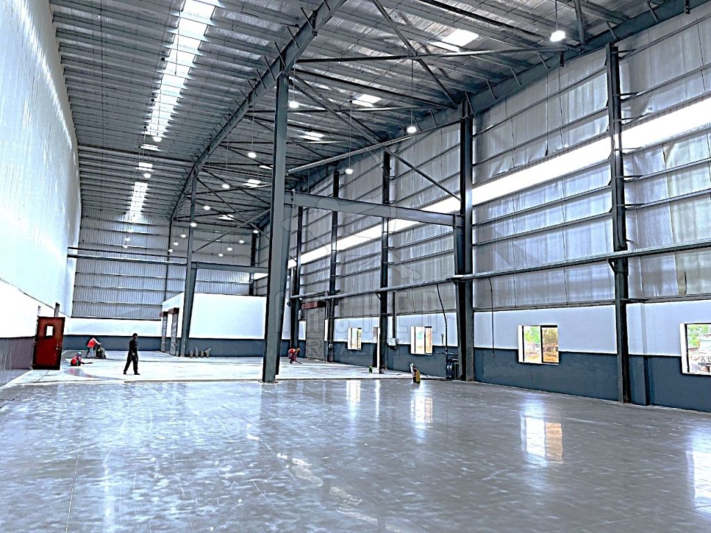 Prodej skladového prostoru 1200 m² – fotografie 2