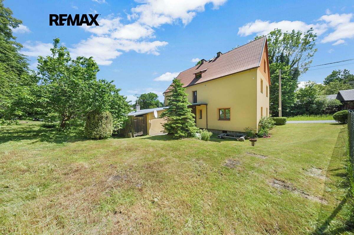 Prodej chaty 300 m², pozemek 3850 m² – fotografie 2
