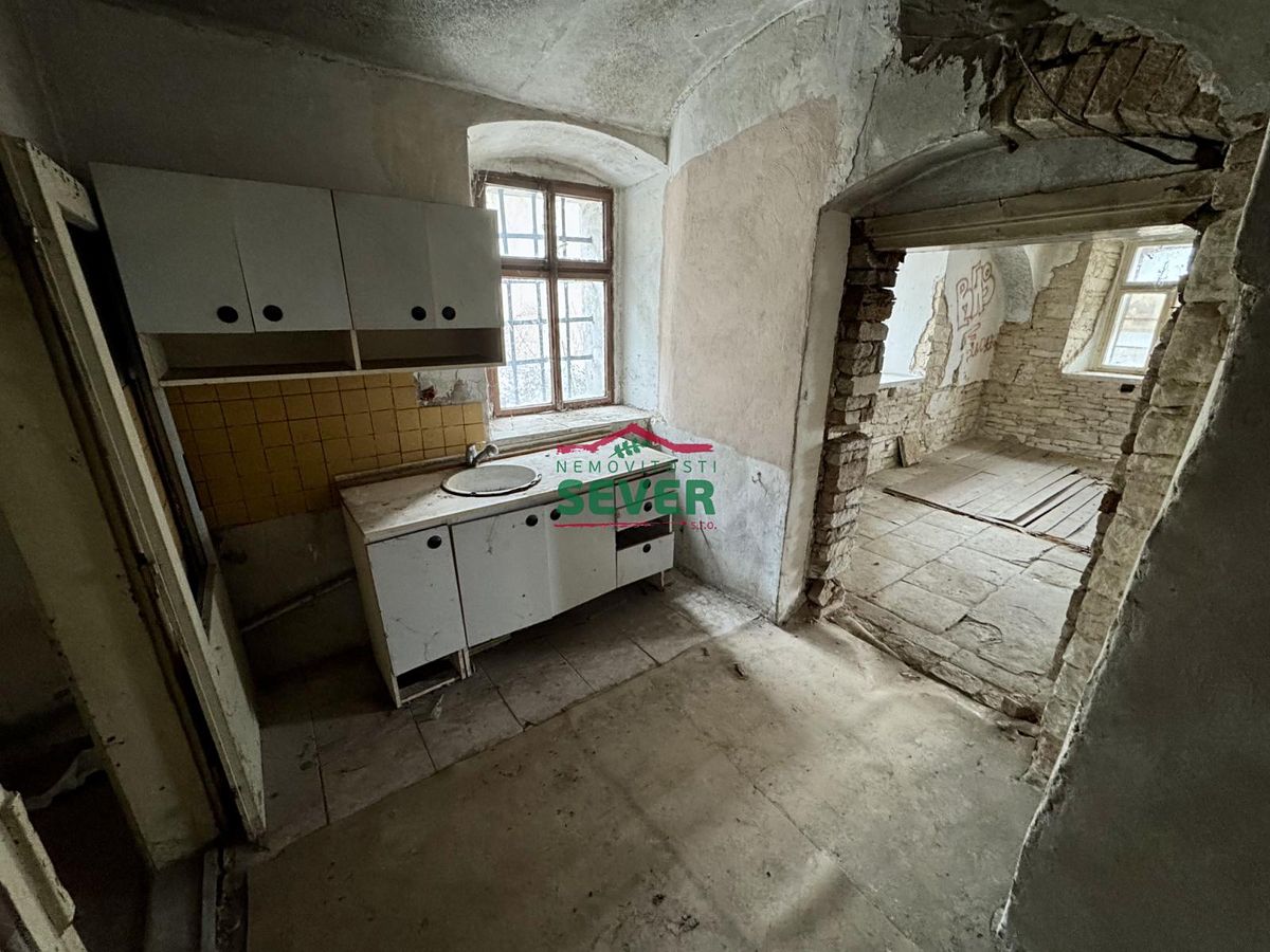 Prodej rodinného domu 200 m², pozemek 493 m² – fotografie 5