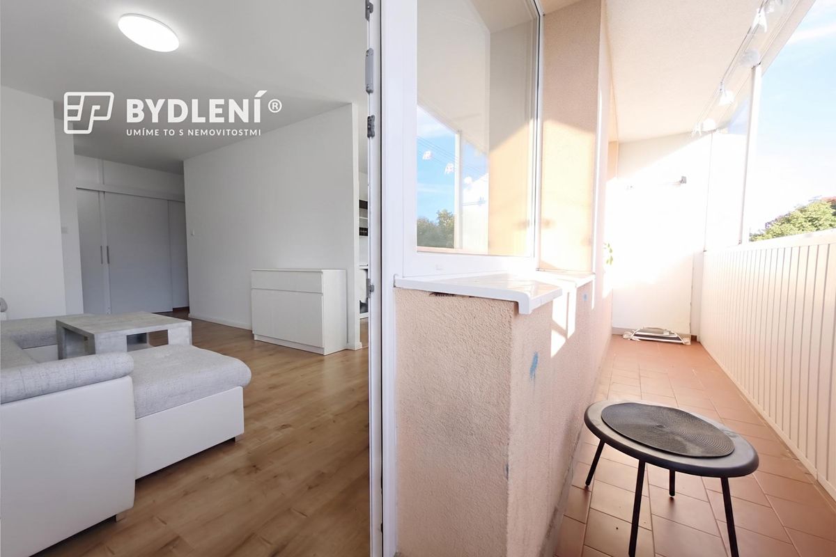 Pronájem bytu 3+1 54 m² – fotografie 4