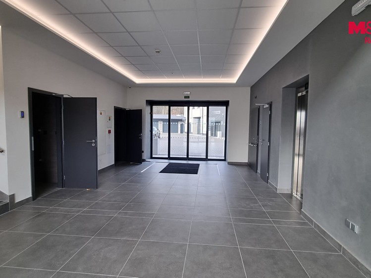 Pronájem komerčního prostoru, 18 m² (5 z 7)