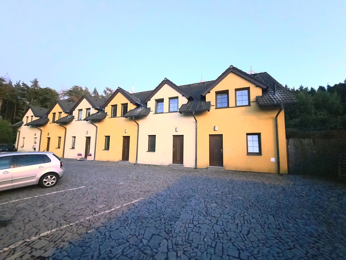 Pronájem rodinného domu 78 m², pozemek 30 m²