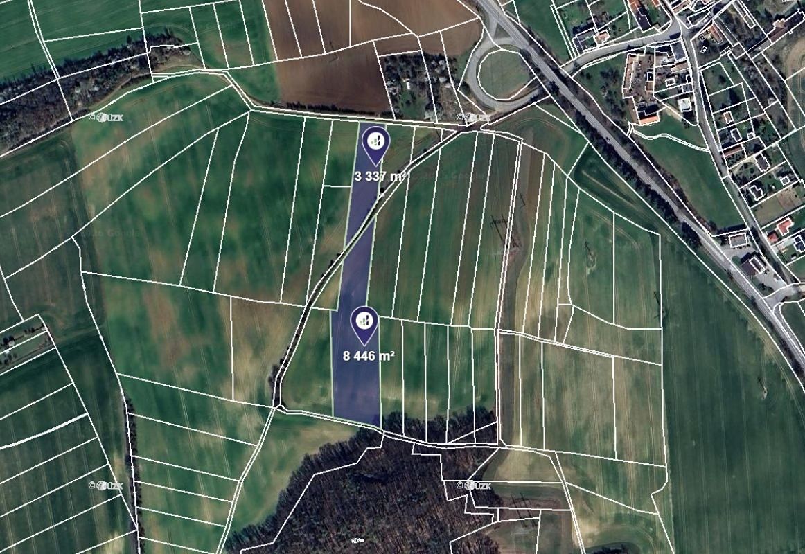 Prodej pole 11783 m², Chyňava – fotka 1 z 3