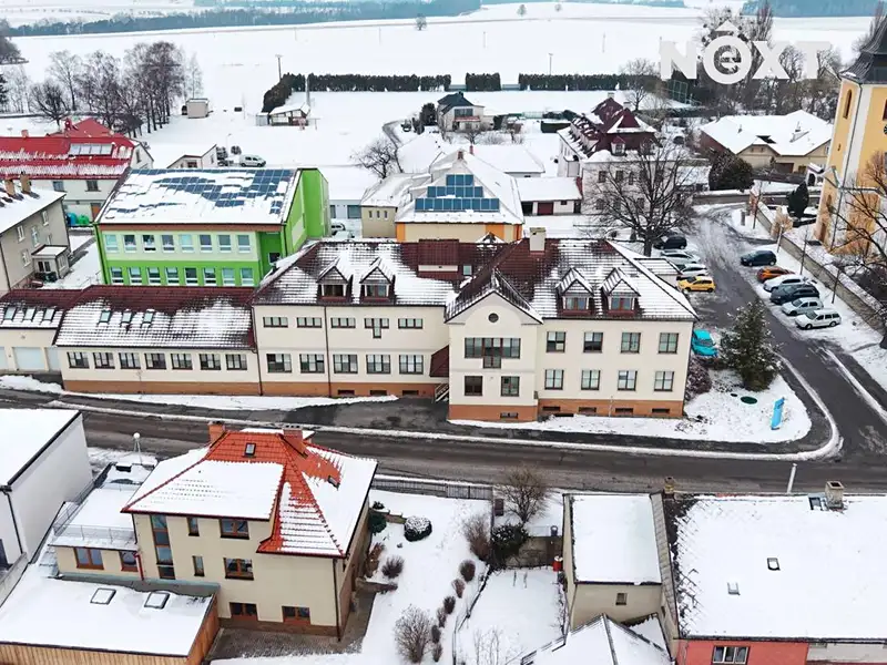 Prodej výrobní haly, prostoru 2000 m², Sebranice – náhled fotky 2