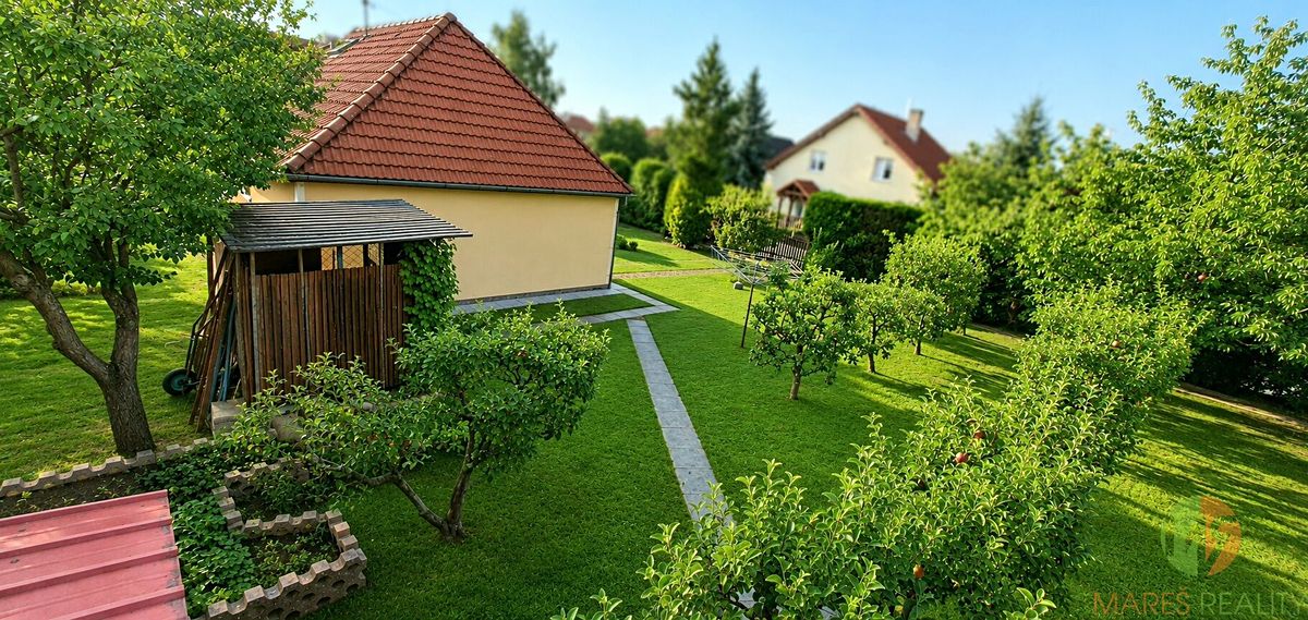 Prodej rodinného domu 68 m², pozemek 702 m² – fotografie 2