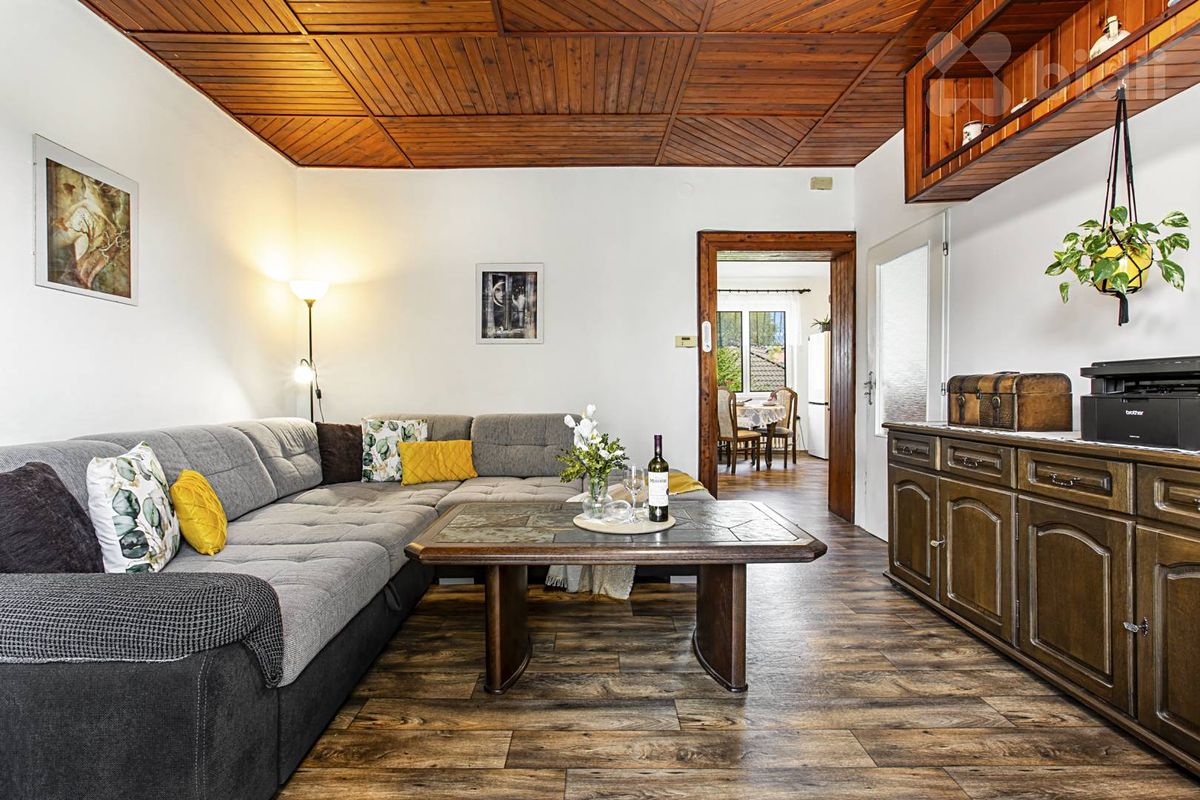Prodej rodinného domu 170 m², pozemek 1417 m² – fotografie 4
