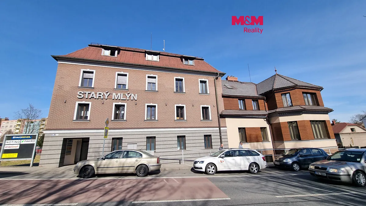 Pronájem obchodního prostoru 230 m²