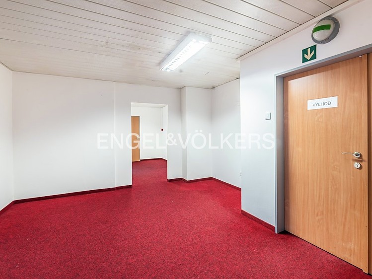 Комерційне приміщення в оренду, 135 м² (6 з 15)