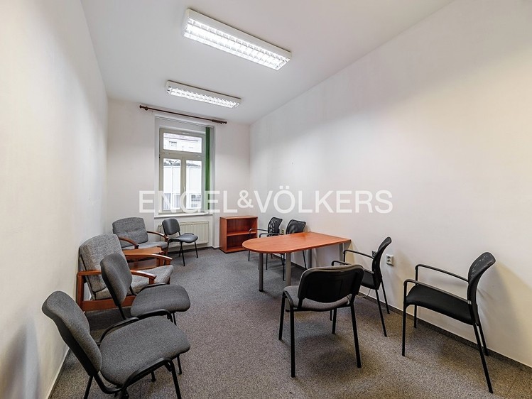 Комерційне приміщення в оренду, 224 м² (9 з 15)