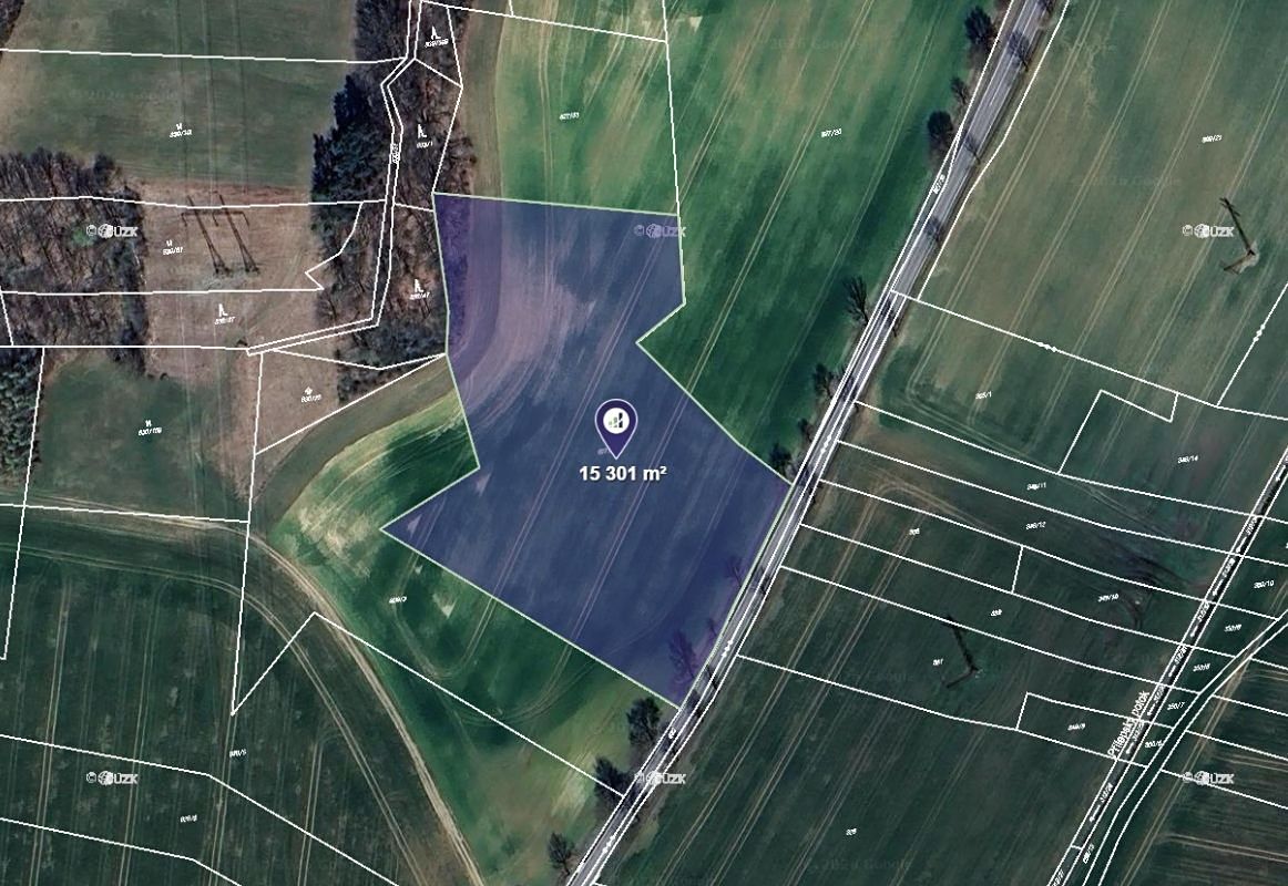 Prodej pole 15301 m², Chyňava – fotka 1 z 3
