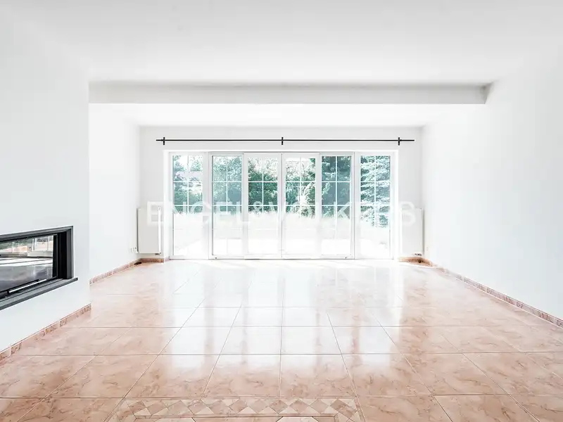 Pronájem vily 610 m², pozemek 747 m², Průhonice – náhled fotky 1