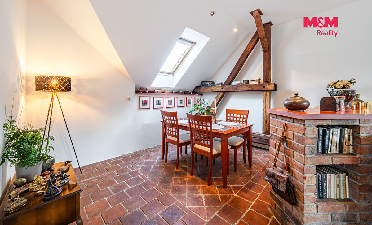 Prodej rodinného domu 163 m², pozemek 340 m² – fotografie 4