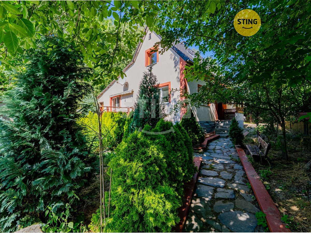 Prodej rodinného domu 114 m², pozemek 539 m²