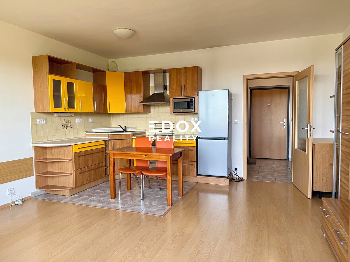 Prodej bytu 1+kk 35 m² – fotografie 2