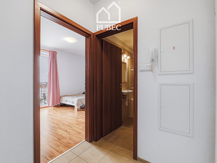 Prodej bytu 1+kk, 26 m² (7 z 20)