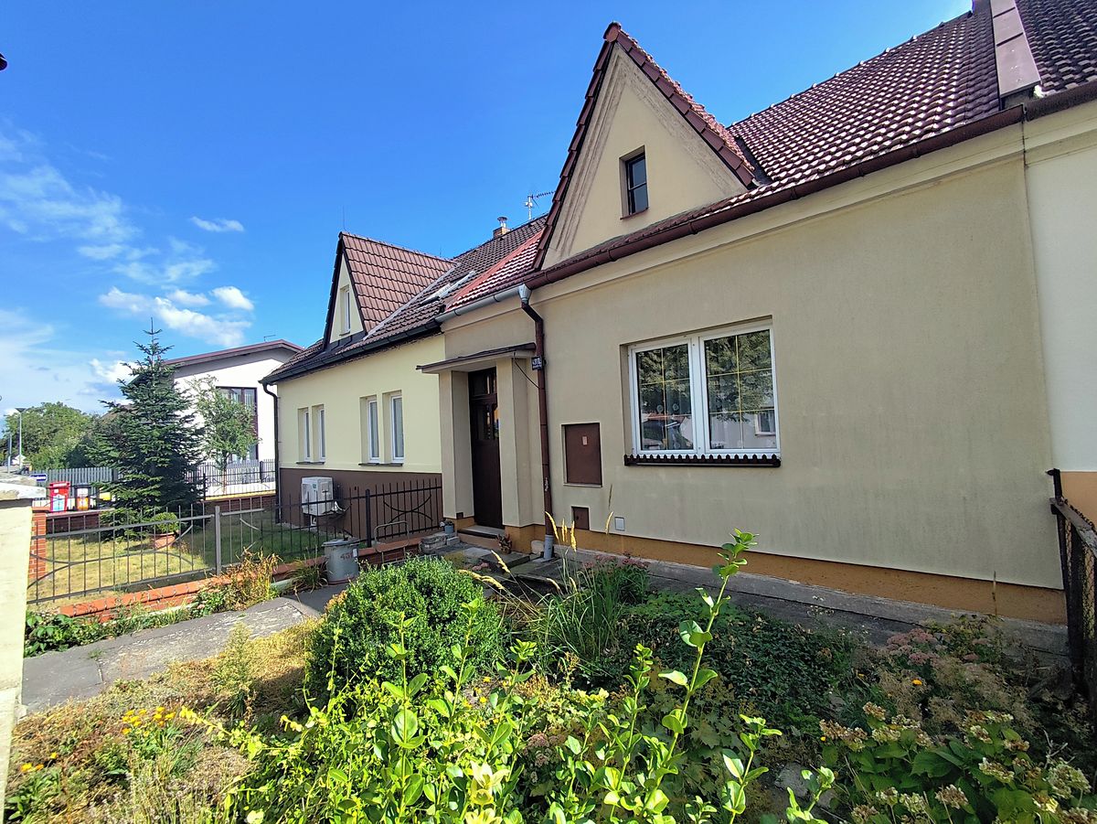 Prodej rodinného domu 140 m², pozemek 165 m²