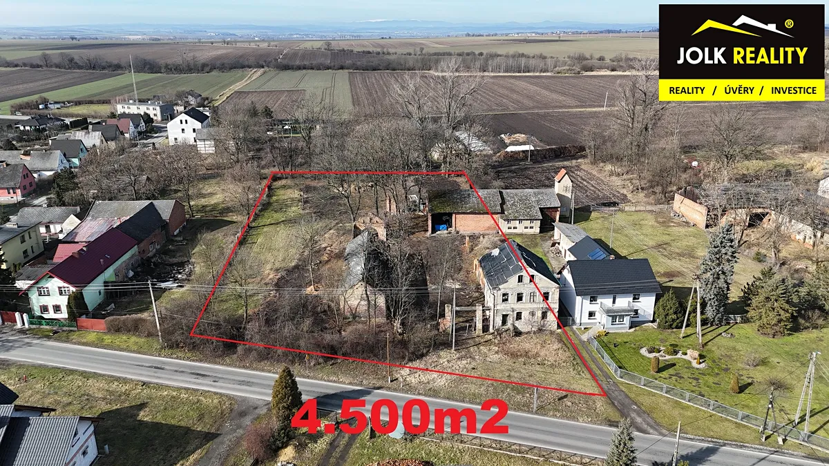 Prodej stavebního pozemku 4500 m²