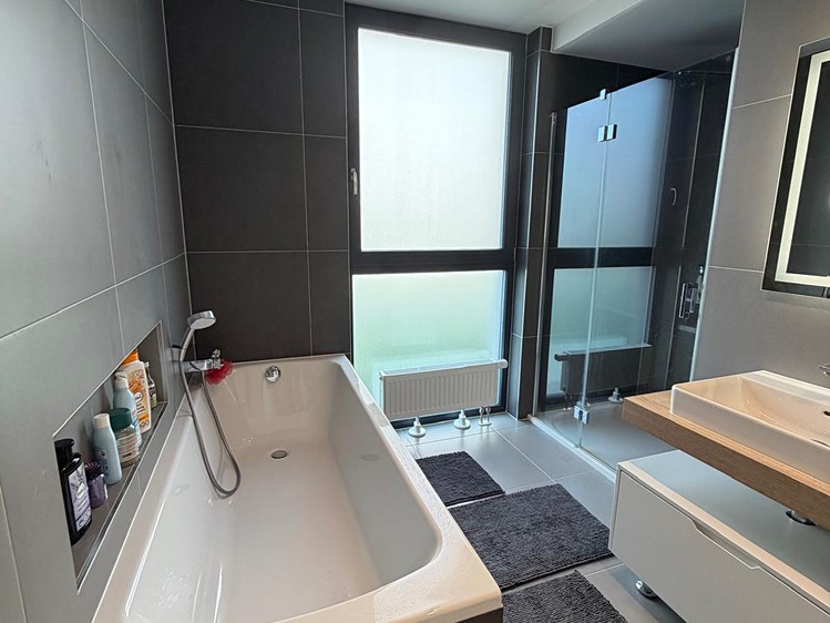 Квартира 4+kk на продаж, 90 м² (38 з 52)
