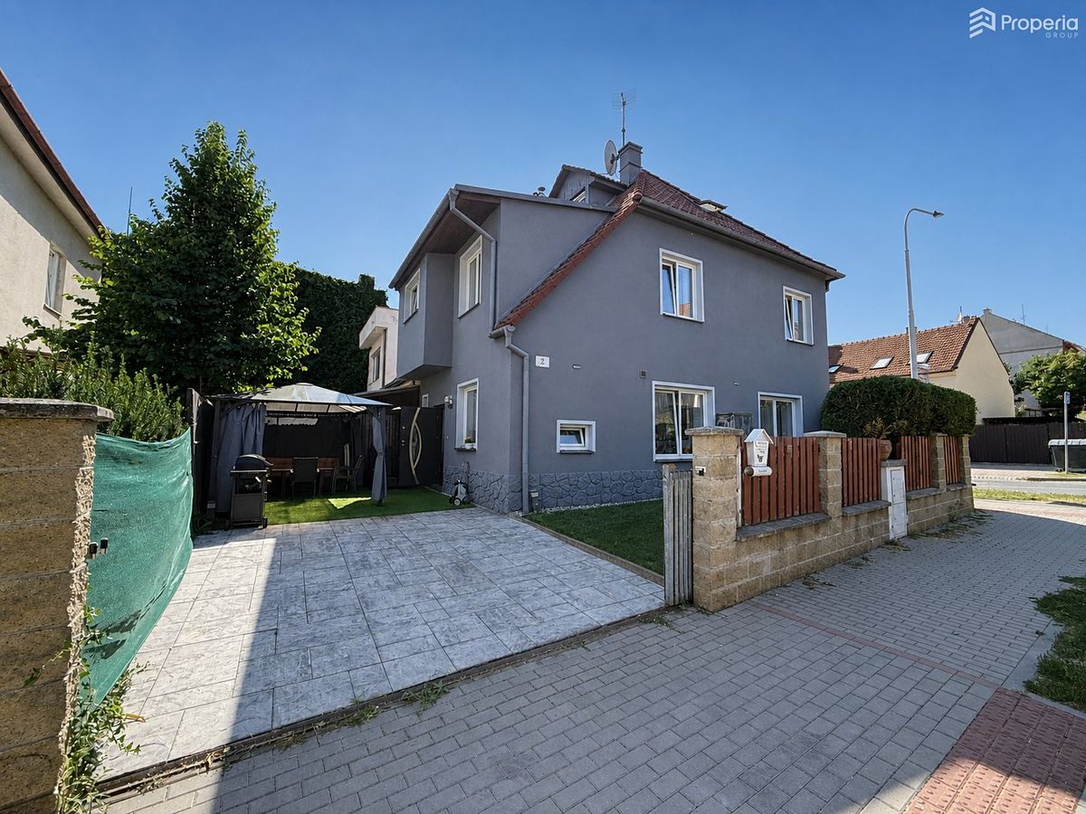 Prodej rodinného domu 160 m², pozemek 143 m² – fotografie 5