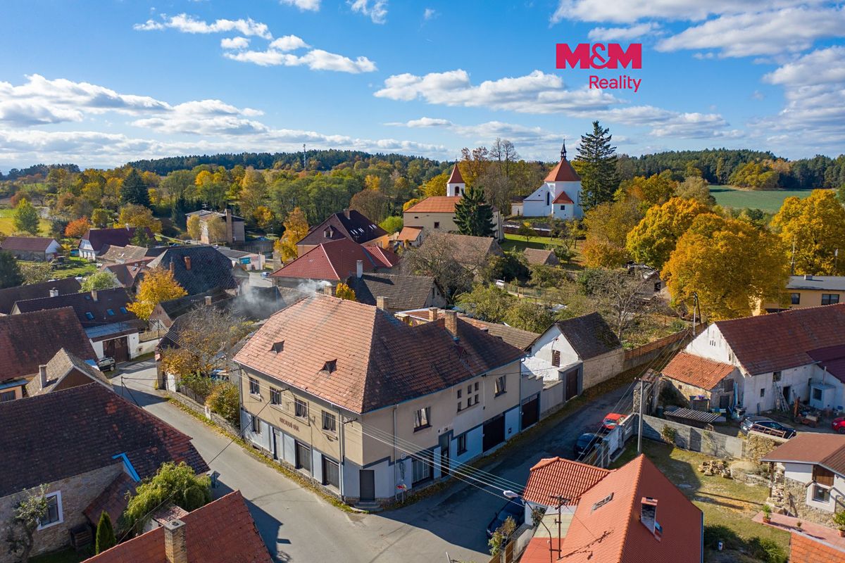Prodej rodinného domu 390 m², pozemek 442 m²