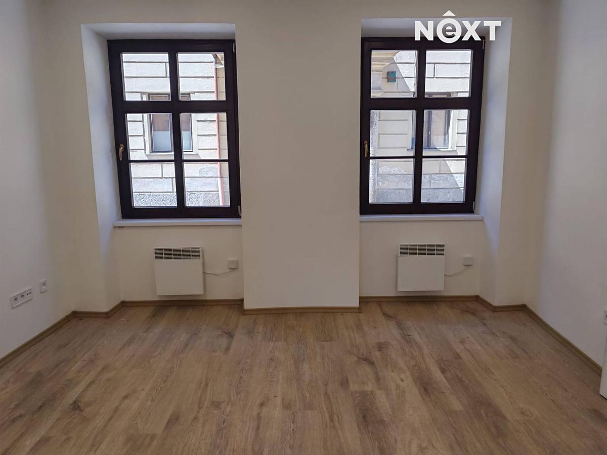Pronájem bytu 1+kk 34 m² – fotografie 5
