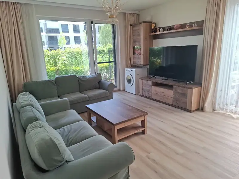 Prodej kanceláře 80 m², Praha – náhled fotky 2