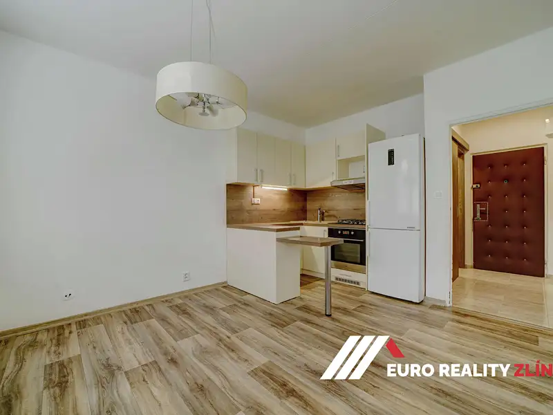 Prodej bytu 1+1 34 m², Zlín – náhled fotky 2