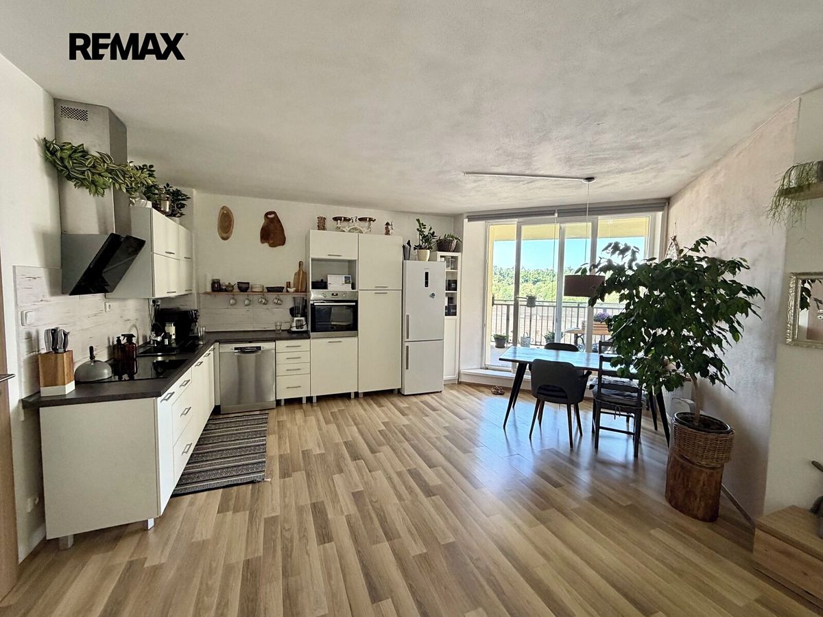 Prodej bytu 2+kk 64 m² – fotografie 2