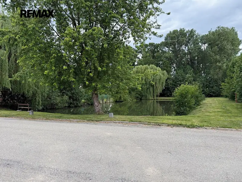 Prodej stavebního pozemku 857 m², Ivanovice na Hané – náhled fotky 3