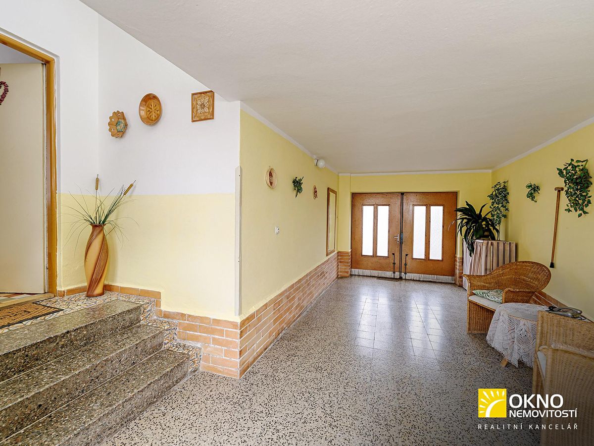 Prodej rodinného domu 104 m², pozemek 411 m² – fotografie 2