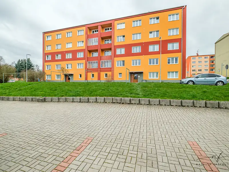 Prodej bytu 2+1 52 m², Habartov – náhled fotky 1