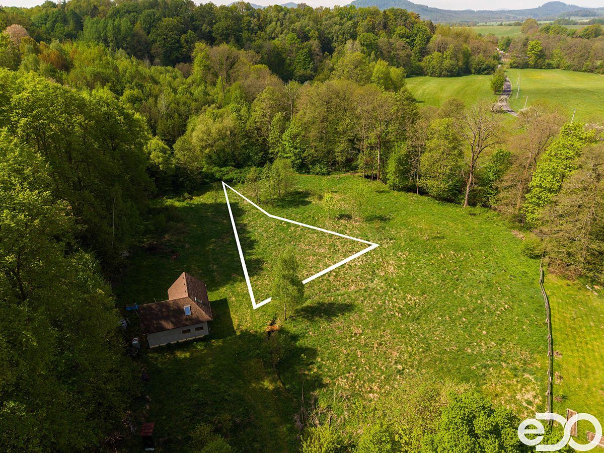 Prodej stavebního pozemku 615 m² – fotografie 3