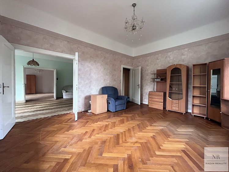 Prodej bytu 4+1, 171 m² (14 z 21)
