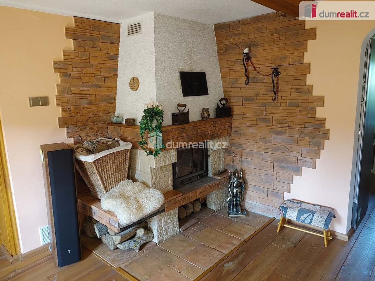 Pronájem rodinného domu 150 m², pozemek 250 m² – fotografie 2