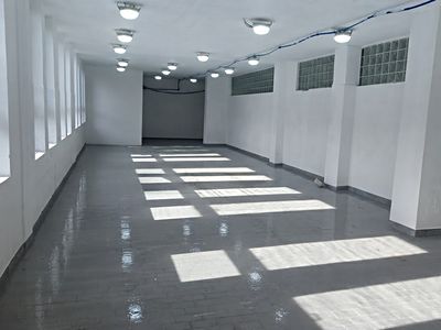 Pronájem skladového prostoru 115 m²