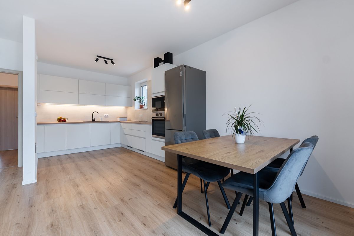 Prodej rodinného domu 127 m², pozemek 446 m² – fotografie 4