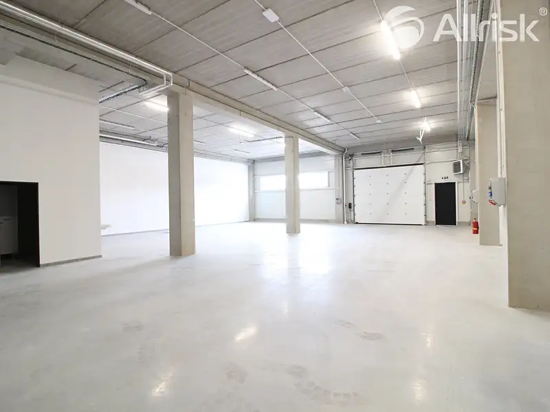 Pronájem výrobní haly, prostoru 570 m², Brno – náhled fotky 2