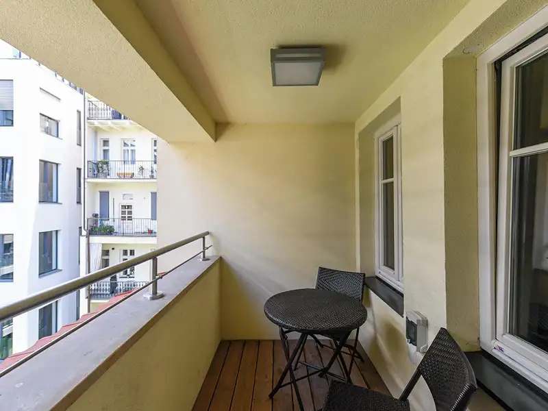Prodej bytu 2+kk 61 m², Praha – náhled fotky 3