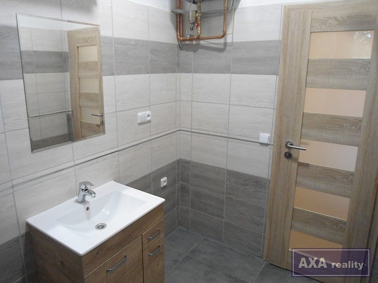 Pronájem bytu 2+1, 63 m² (7 z 14)