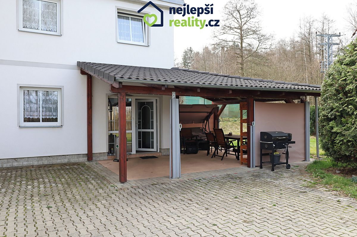 Prodej rodinného domu 450 m², pozemek 1561 m² – fotografie 5