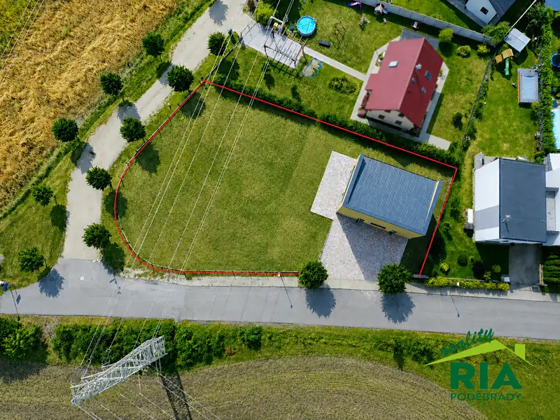 Prodej rodinného domu 136 m², pozemek 1940 m², Kolín – náhled fotky 2