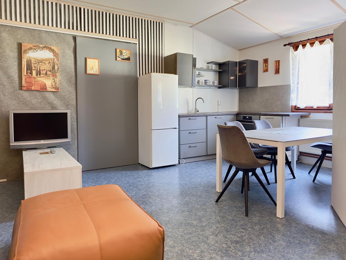 Pronájem bytu 2+kk 63 m² – fotografie 3