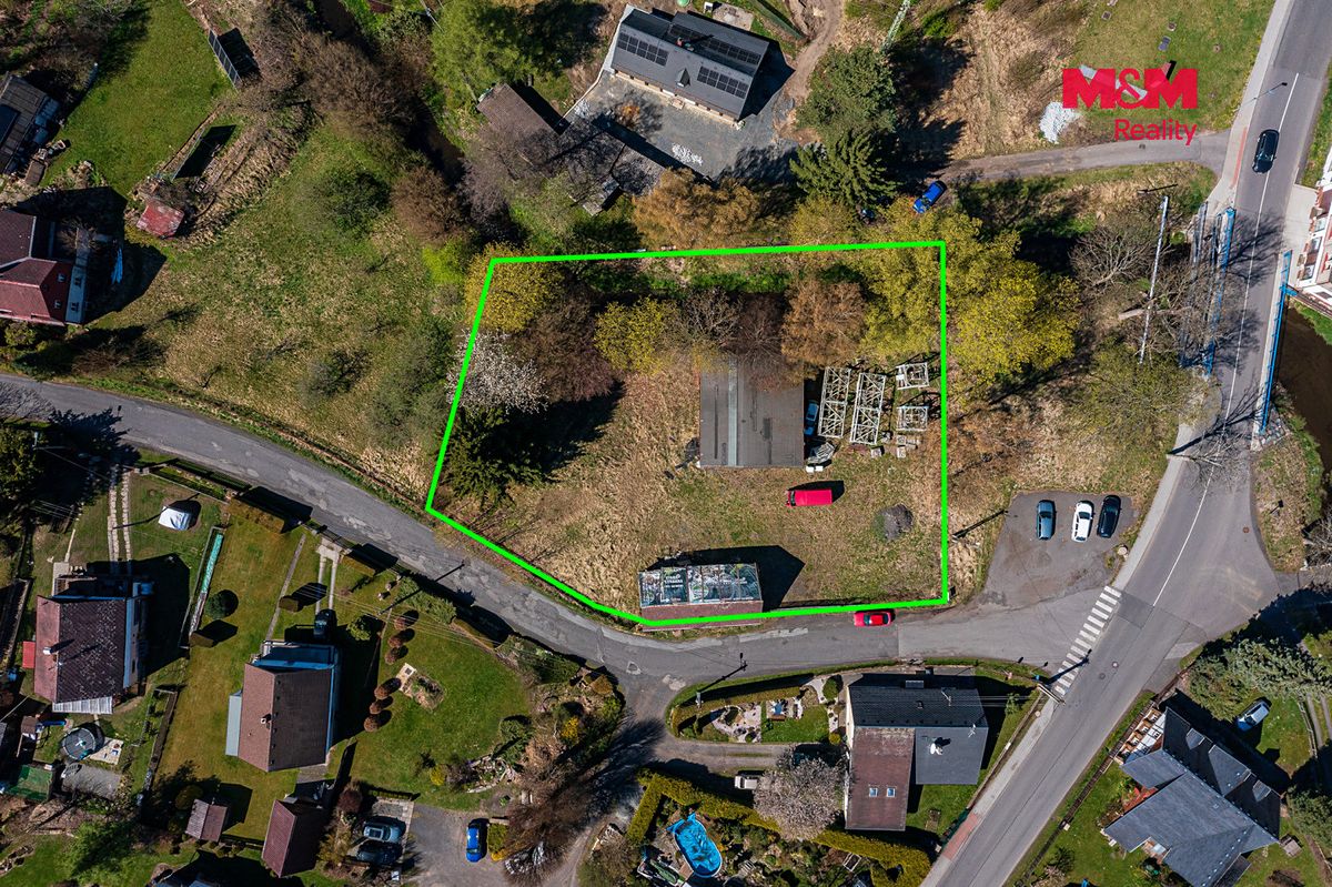 Prodej rodinného domu 140 m², pozemek 1825 m² – fotografie 2