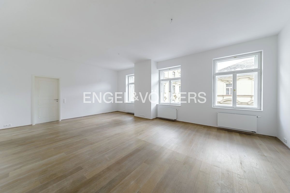 Pronájem bytu 3+kk 102 m² – fotografie 3