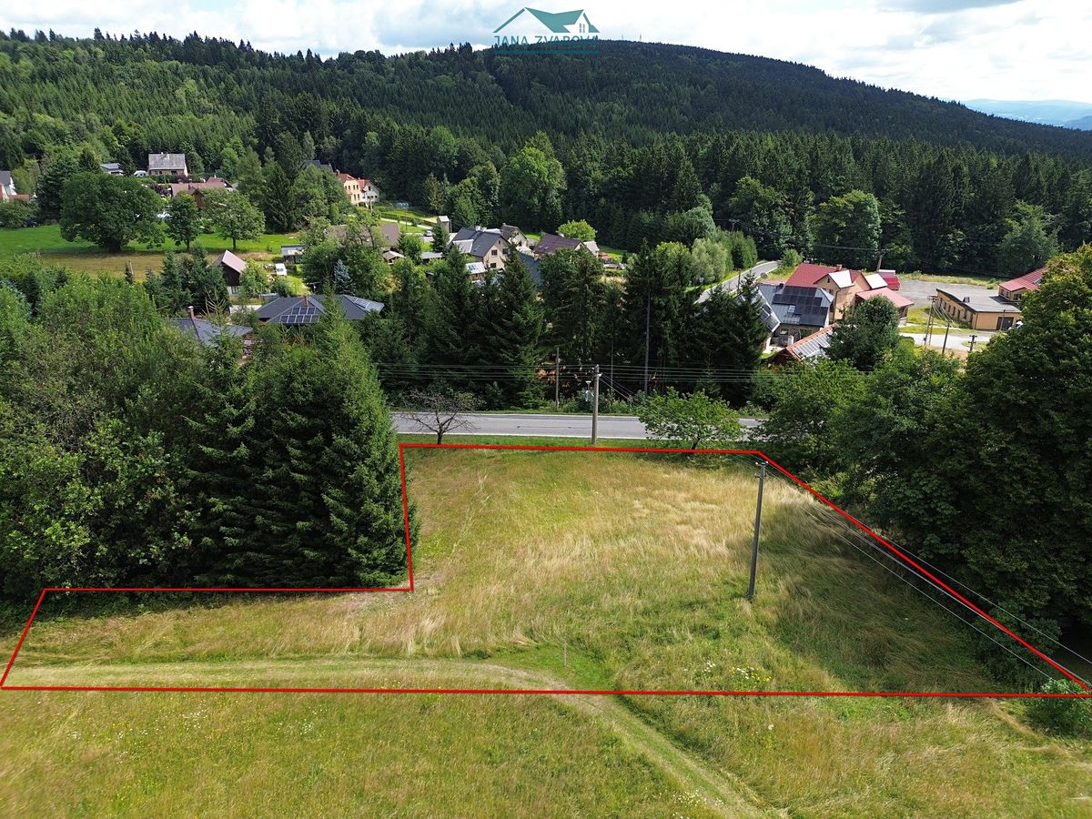 Prodej stavebního pozemku 880 m²