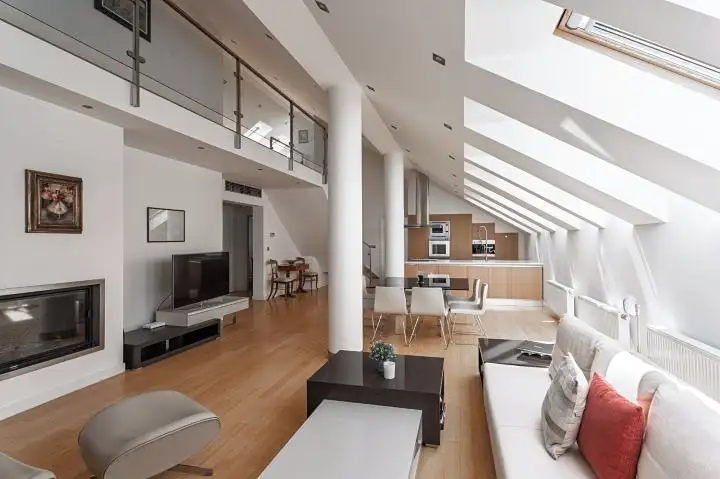 Pronájem bytu 4+kk 182 m², Praha – náhled fotky 1